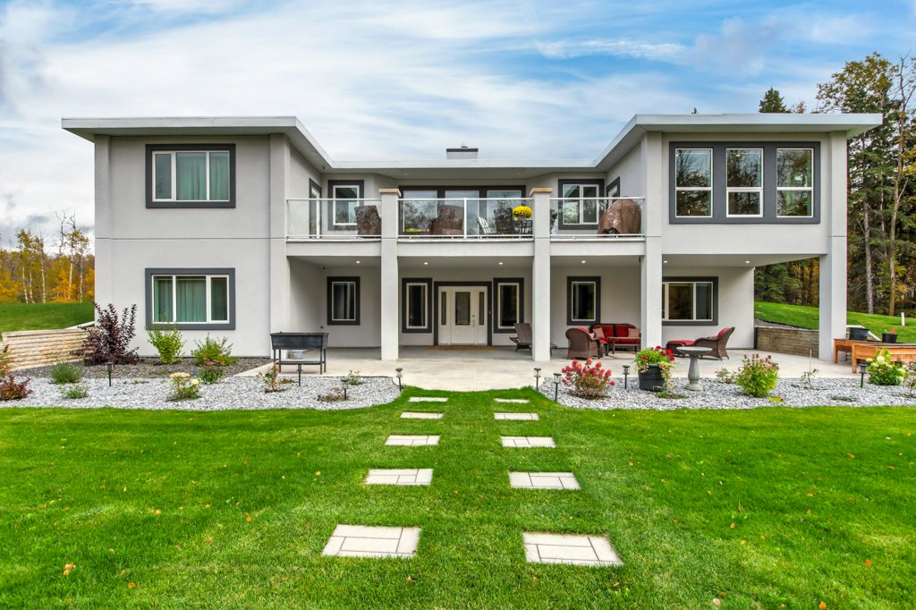 New property listed in Rural Strathcona County, Rural Strathcona County